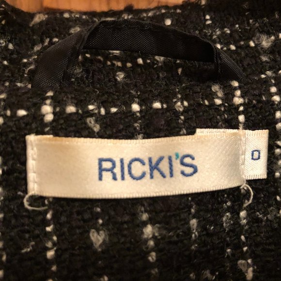 Ricki’s - Picture 3 of 6